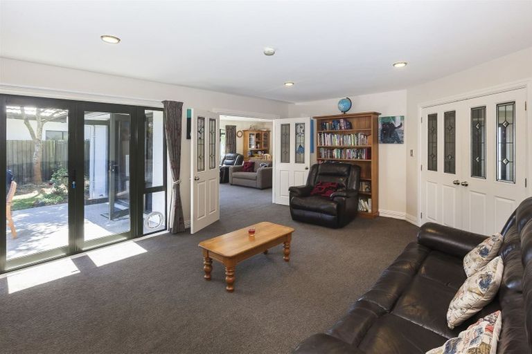 Photo of property in 17 Glencullen Drive, Casebrook, Christchurch, 8051