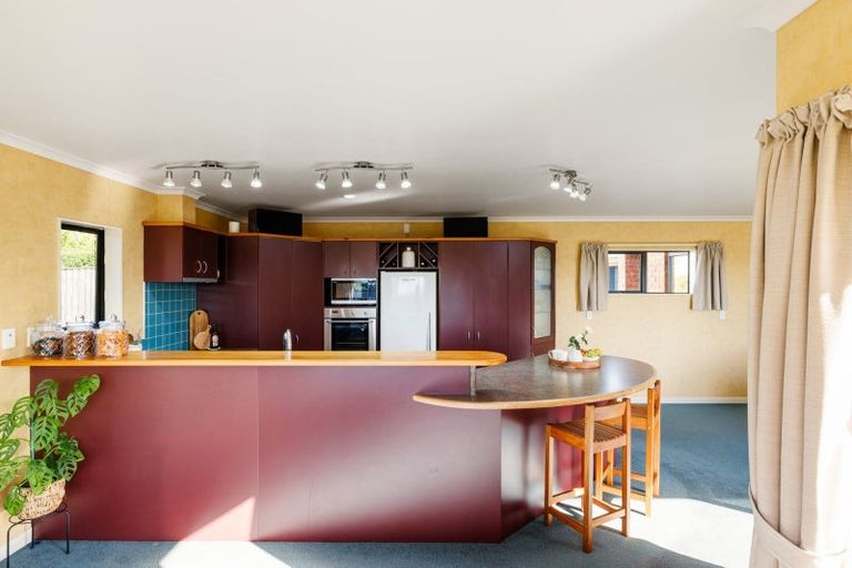 Photo of property in 19 Castleton Way, Flagstaff, Hamilton, 3210