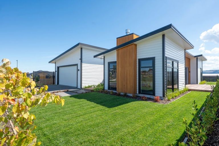 Photo of property in 6 Uta Lane, Wharewaka, Taupo, 3330