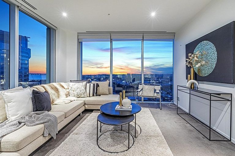 Photo of property in Sentinel Apartments, 1303/3 Northcroft Street, Takapuna, Auckland, 0622