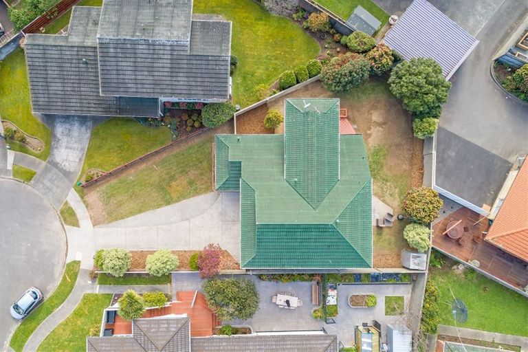 Photo of property in 8 Earlston Grove, Avalon, Lower Hutt, 5011