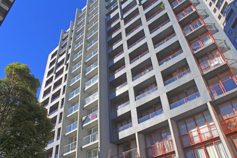 Photo of property in Cintra Apartments, 15q/3 Whitaker Place, Grafton, Auckland, 1010