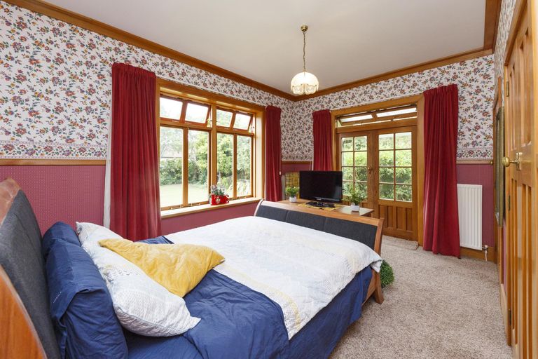 Photo of property in 44 Worcester Street, West End, Palmerston North, 4410