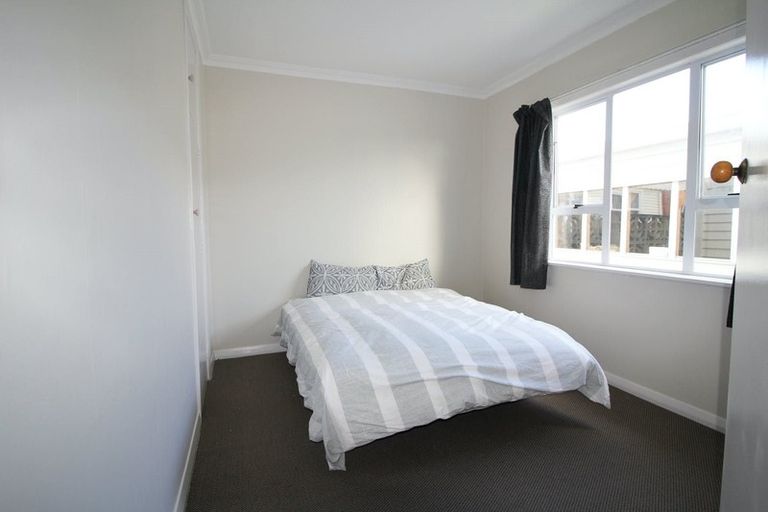 Photo of property in 85 Bartholomew Road, Levin, 5510