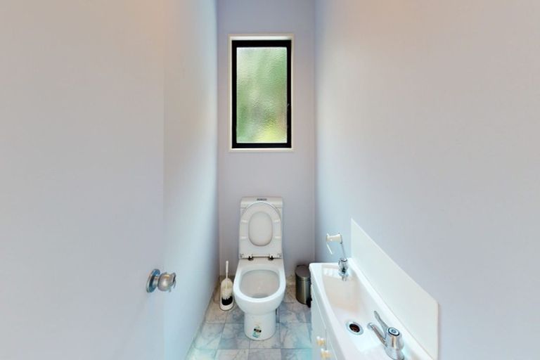 Photo of property in 65 Nevay Road, Miramar, Wellington, 6022