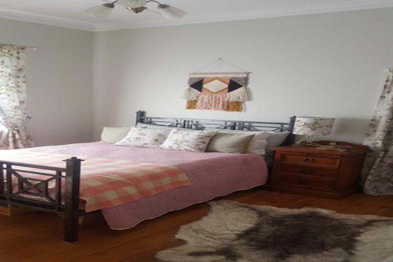 Photo of property in 37 Harrison Street West, Featherston, 5710