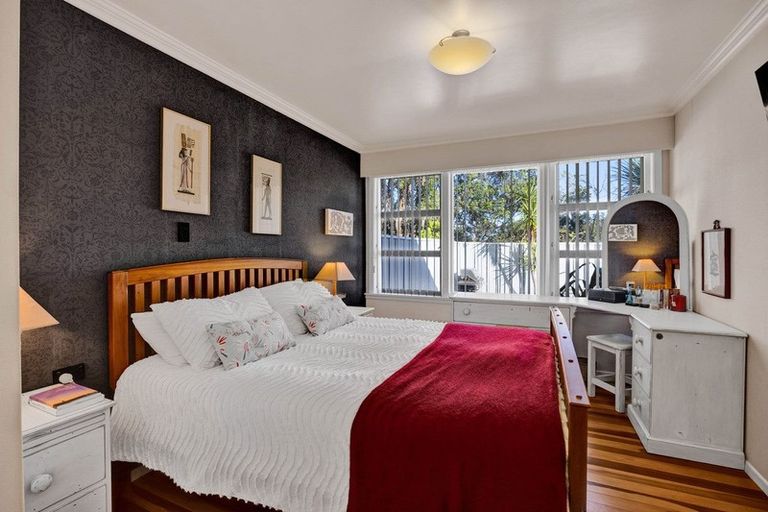 Photo of property in 142a Ngamotu Road, Spotswood, New Plymouth, 4310