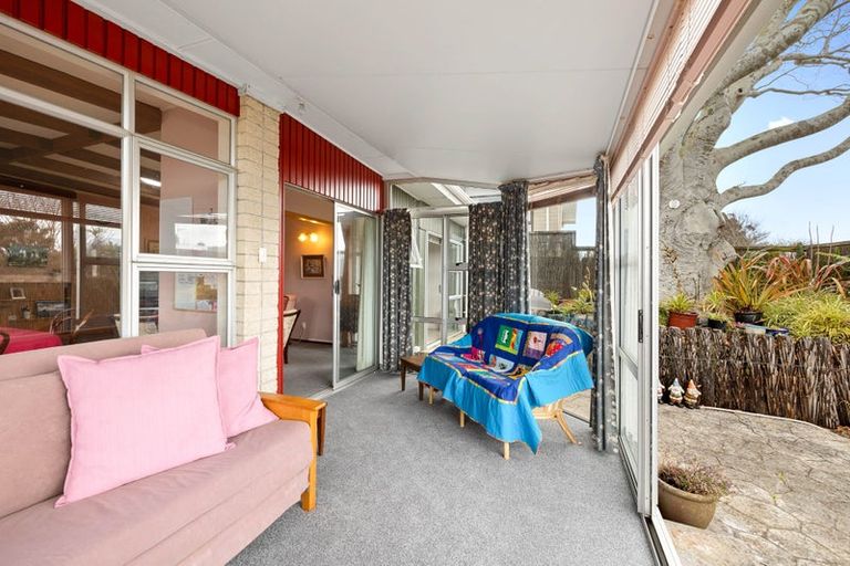 Photo of property in 341 Devon Street West, New Plymouth, 4310