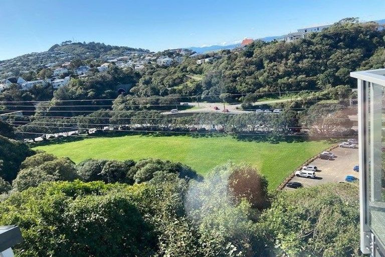 Photo of property in 39 Espin Crescent, Karori, Wellington, 6012