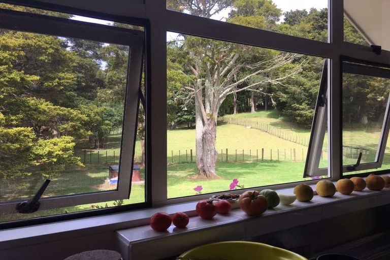 Photo of property in 67 Kaitara Lane, Kaiwaka, 0573