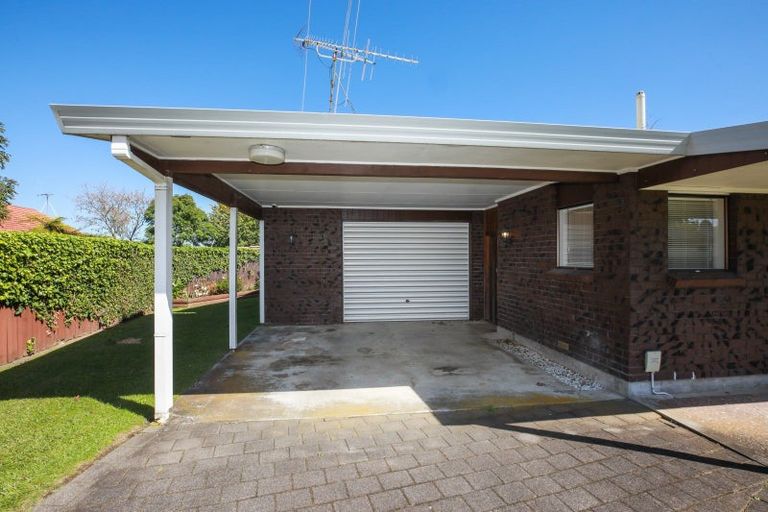 Photo of property in 16 Bryce Street, Cambridge, 3434