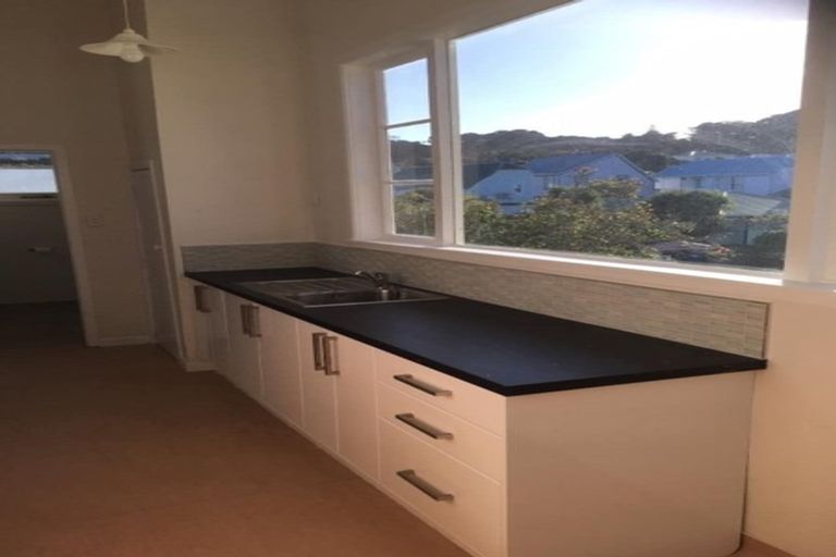 Photo of property in 73 Wilson Street, Newtown, Wellington, 6021