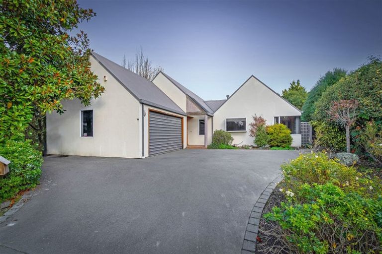 Photo of property in 14 Harrods Court, Ilam, Christchurch, 8053