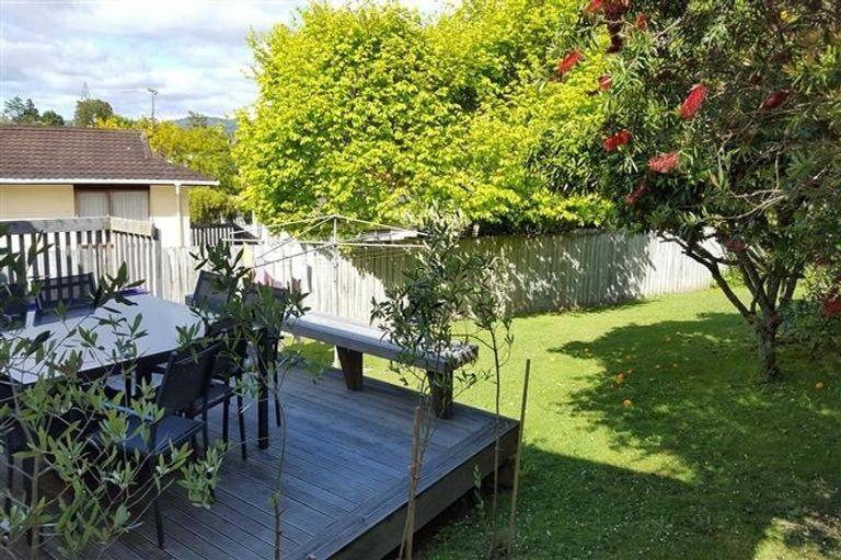 Photo of property in 3 Waari Avenue, Sunnyvale, Auckland, 0612