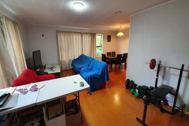 Photo of property in 28 Ransom Smyth Drive, Goodwood Heights, Auckland, 2105