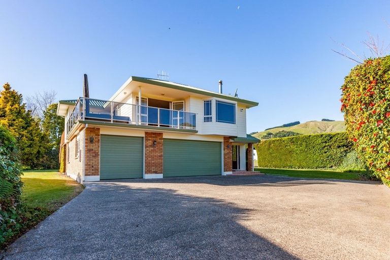 Photo of property in 31 Angela Place, Kinloch, Taupo, 3377