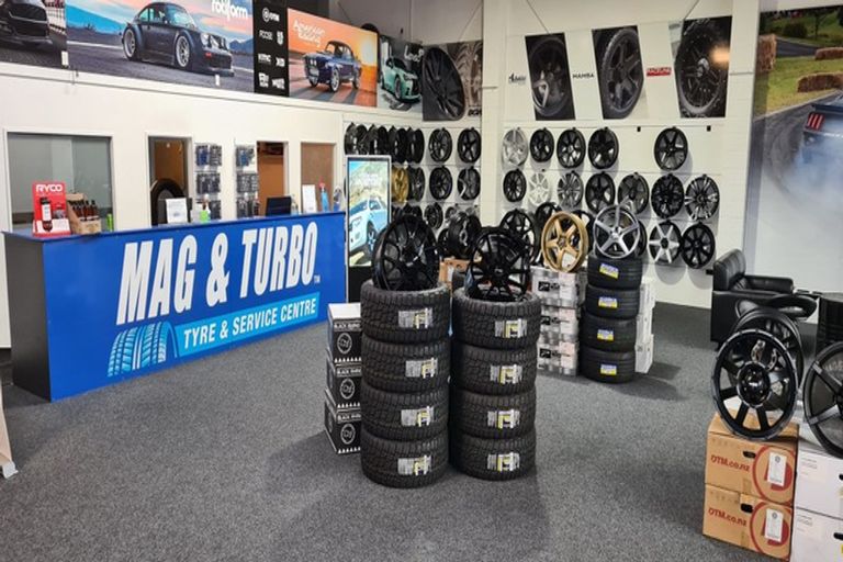 Photo of property in Hastings Honda, 707 Karamu Road North, Hastings, 4122