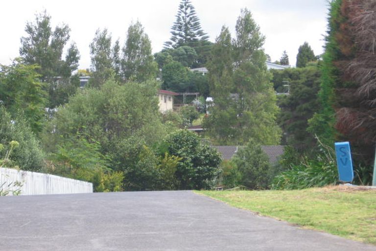 Photo of property in 1/55-65 Chivalry Road, Glenfield, Auckland, 0629