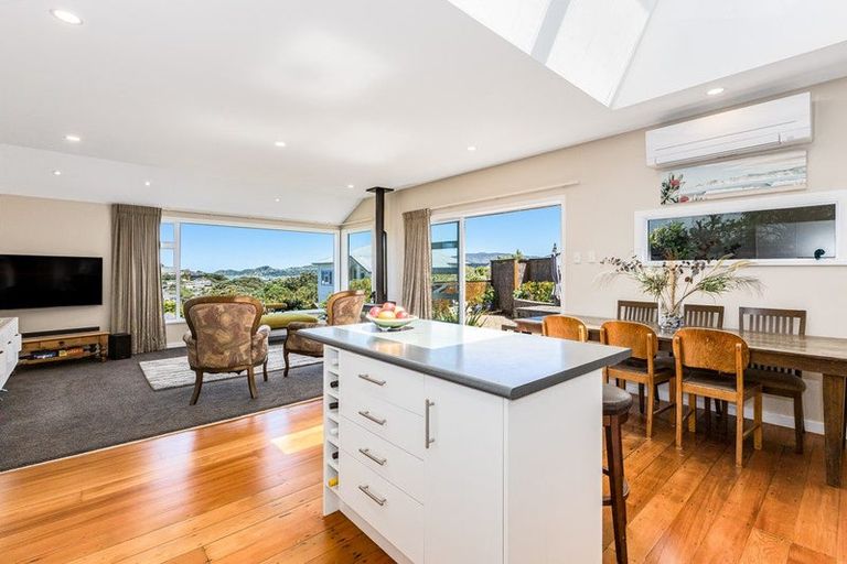 Photo of property in 33a Nevay Road, Miramar, Wellington, 6022