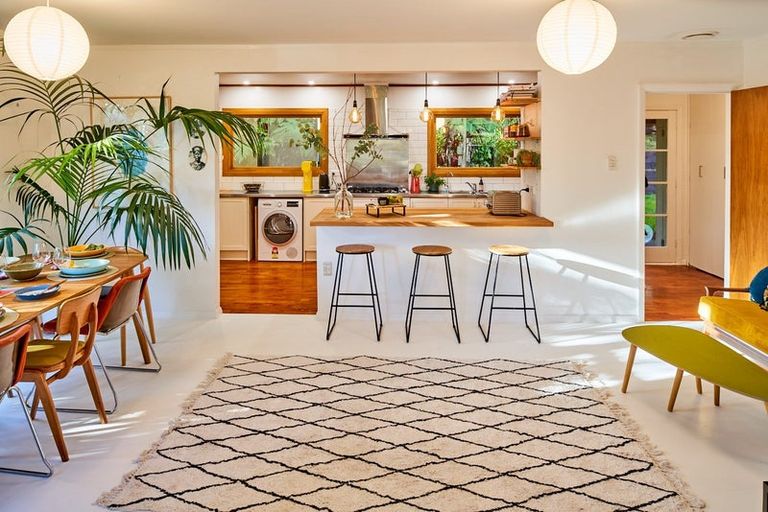 Photo of property in 33 Kairimu Street, Stokes Valley, Lower Hutt, 5019