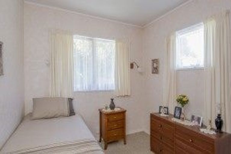 Photo of property in 71b Raumati Road, Raumati Beach, Paraparaumu, 5032