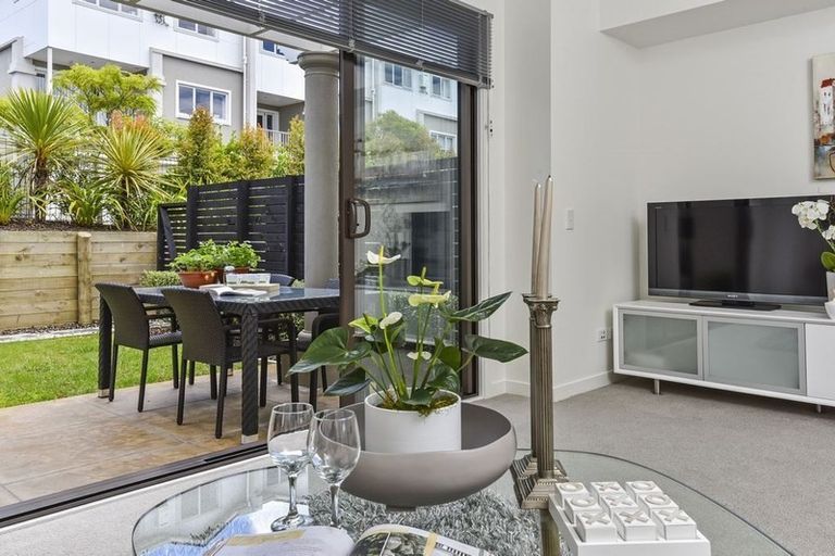 Photo of property in 33j/140 Gills Road, Albany Heights, Auckland, 0632