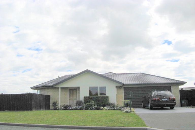 Photo of property in 3 Paget Drive, Woodend, 7610