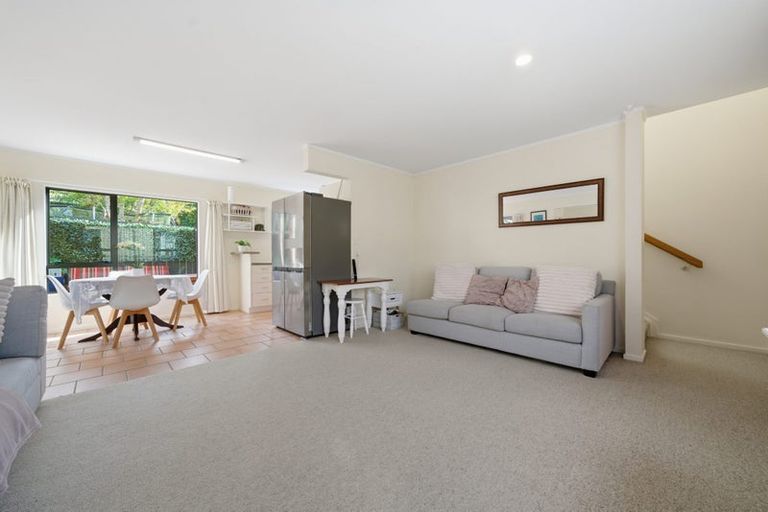 Photo of property in 26b Boundary Road, Opaheke, Papakura, 2113