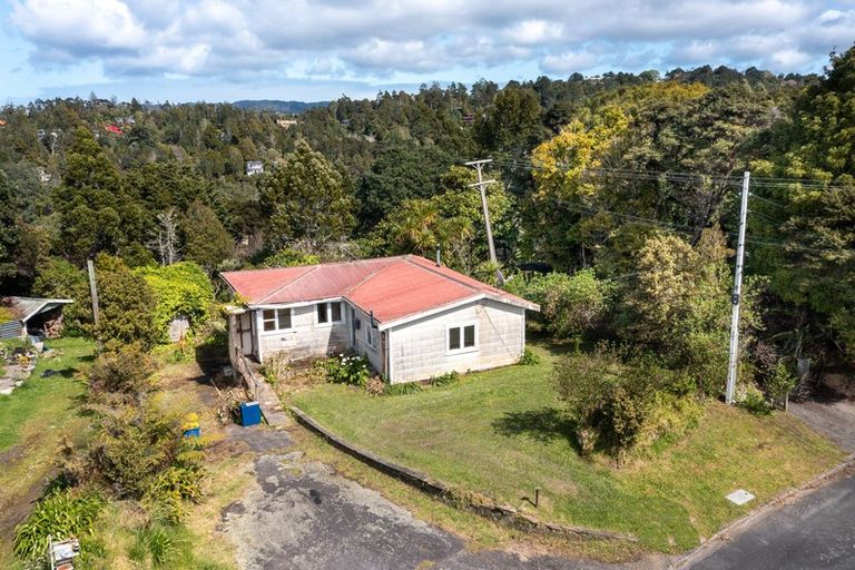 Photo of property in 93 Tanekaha Road, Titirangi, Auckland, 0604