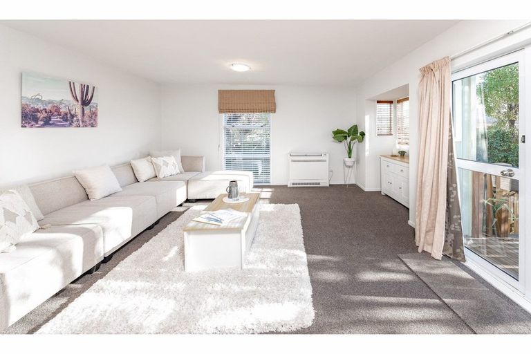 Photo of property in 2/85 Palmers Road, New Brighton, Christchurch, 8083