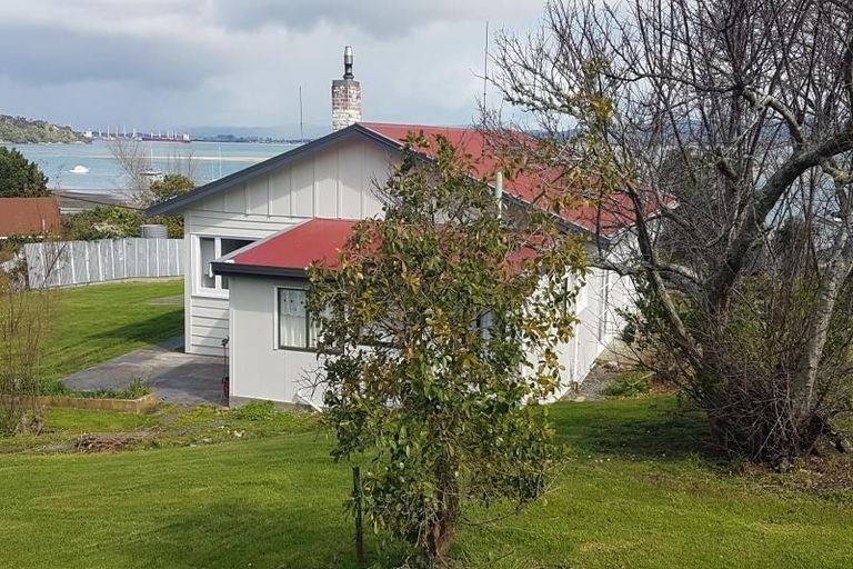 Photo of property in 1883 Whangarei Heads Road, Whangarei Heads, 0174