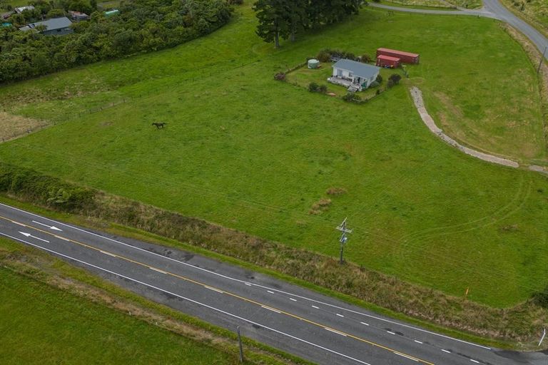 Photo of property in 5 Prospector Place, Barrytown, Runanga, 7873