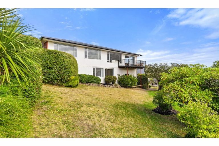 Photo of property in 118 Dyers Pass Road, Cashmere, Christchurch, 8022