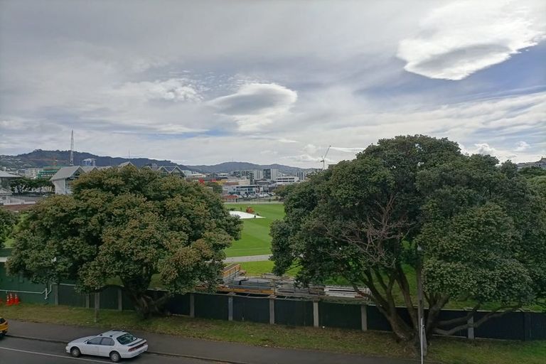 Photo of property in Nouvo Apartments, 4c/21 Rugby Street, Mount Cook, Wellington, 6021