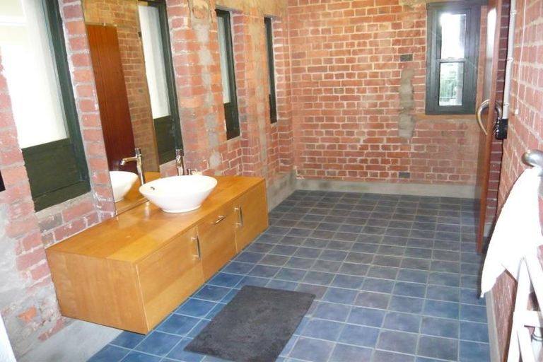 Photo of property in Hannahs Warehouse Apartments, 19/13 Leeds Street, Te Aro, Wellington, 6011