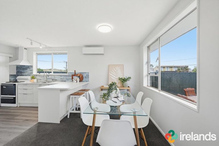 Photo of property in 2/275 Marine Parade, New Brighton, Christchurch, 8061