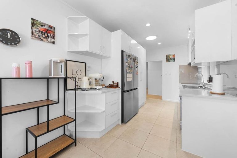 Photo of property in 1/184 Bucklands Beach Road, Bucklands Beach, Auckland, 2012