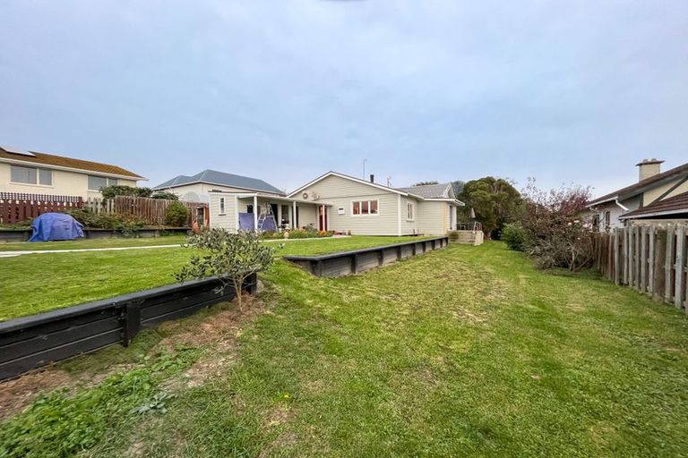 Photo of property in 18 Lewin Street, Balclutha, 9230