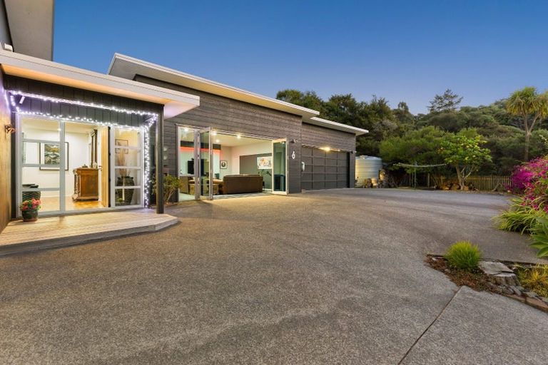 Photo of property in 84a Scott Road, Stanmore Bay, Whangaparaoa, 0932