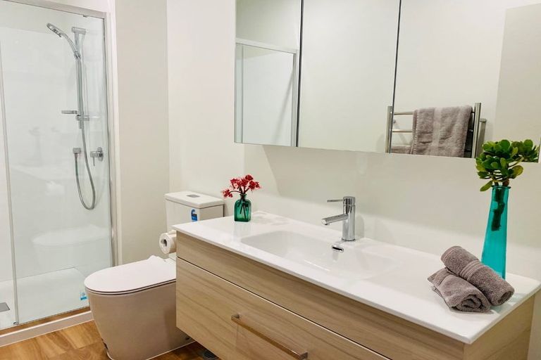 Photo of property in 588e Te Atatu Road, Te Atatu Peninsula, Auckland, 0610