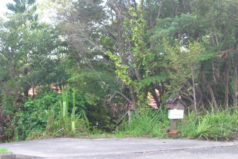 Photo of property in 89 Takahe Road, Titirangi, Auckland, 0604