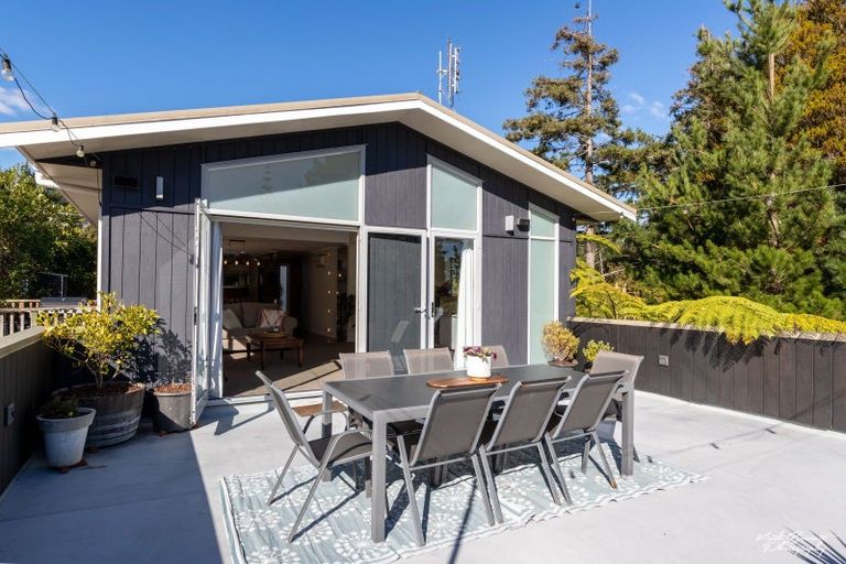 Photo of property in 41 Norana Road, Maoribank, Upper Hutt, 5018