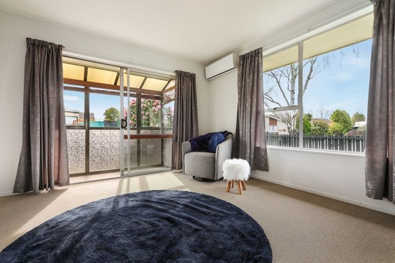 Photo of property in 1/39 Chipping Lane, Redwood, Christchurch, 8051