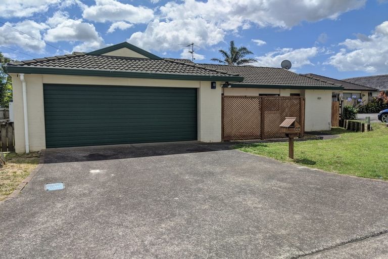 Photo of property in 44 Ksenia Drive, Flat Bush, Auckland, 2019