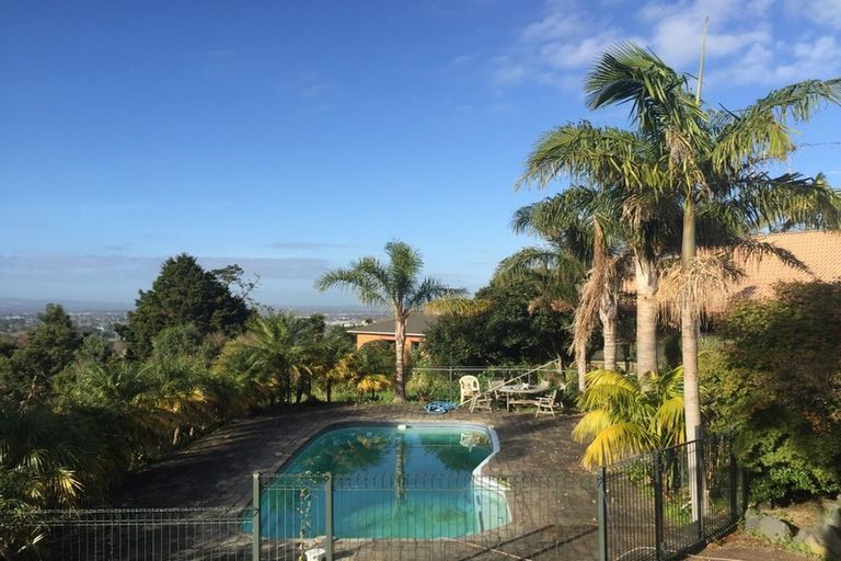 Photo of property in 239a Hill Road, The Gardens, Auckland, 2105