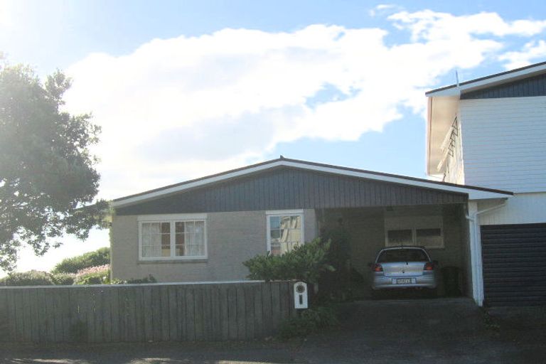 Photo of property in 34 Kauri Street, Eastbourne, Lower Hutt, 5013