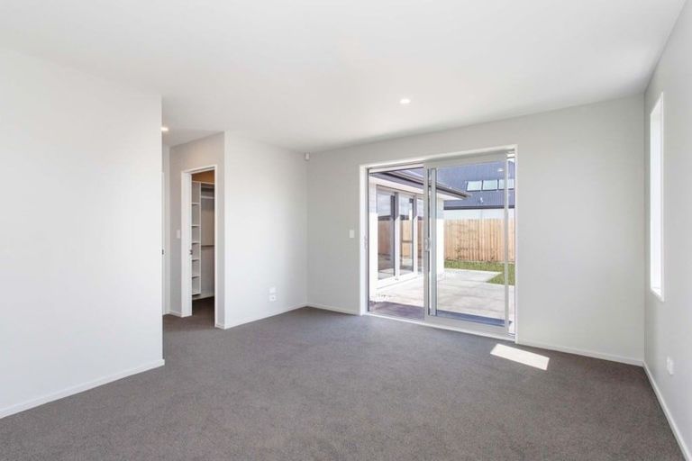Photo of property in 60 Cameo Grove, Marshland, Christchurch, 8083