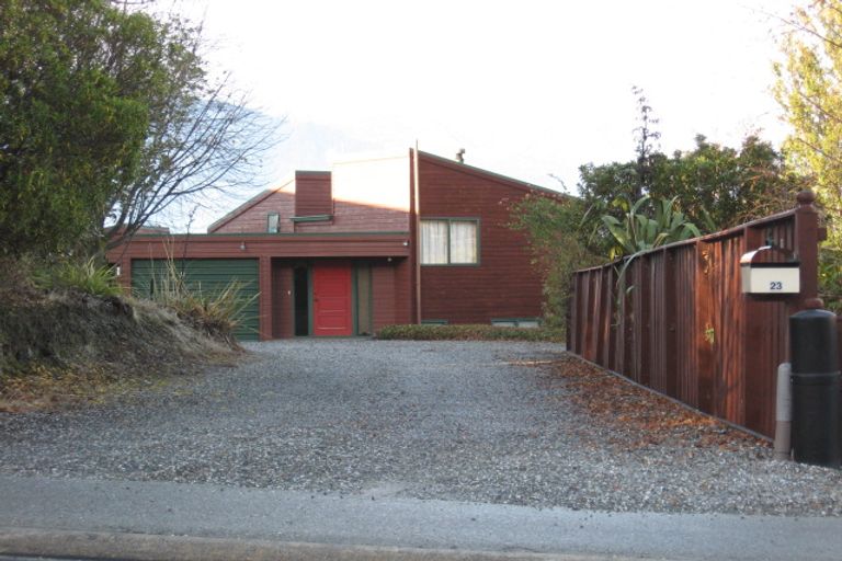 Photo of property in 23 Sainsbury Road, Fernhill, Queenstown, 9300