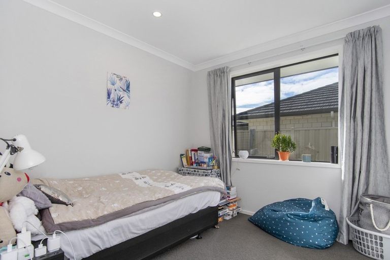 Photo of property in 22f Clive Road, Katikati, 3129