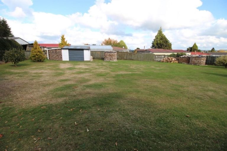 Photo of property in 20a-b Waitangi Place, Tokoroa, 3420